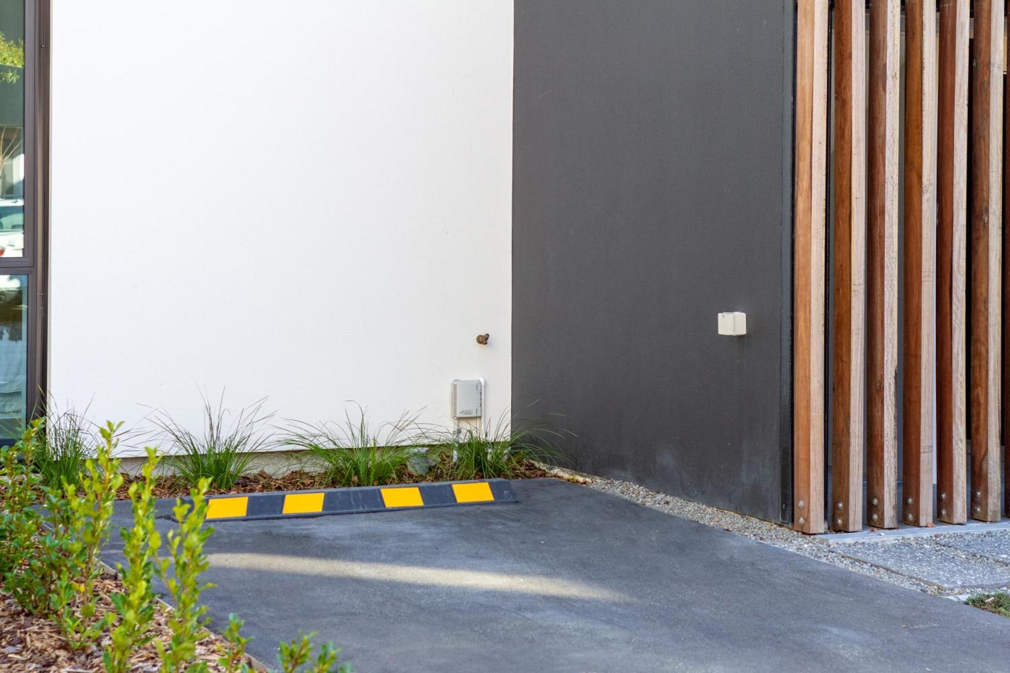 Getaway On Manchester Street - Carpark, Central Christchurch Exterior foto